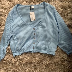 H&M Baby Blue Cropped Sweater